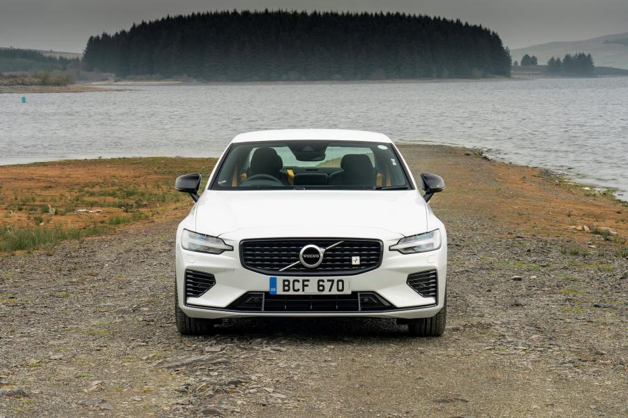  Volvo S60 T8 Polestar Engineered 2019 года  (UK) (фото 40 из 40)